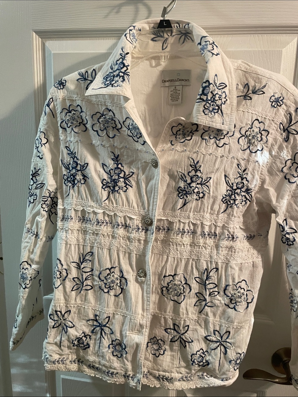 Drapers & Damons White Embroidered Floral Jacket